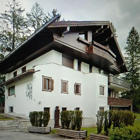 Lägenhet Ampezo Chalet *