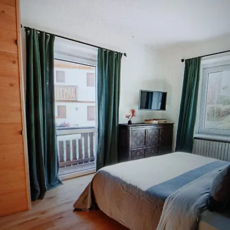 Ampezo Chalet Lägenhet
